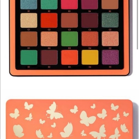 3 palettes- Anastasia Beverly Hills ABH NORVINA Palettes Vol 1, 2 & 3 - BNIB New - Picture 3 of 10